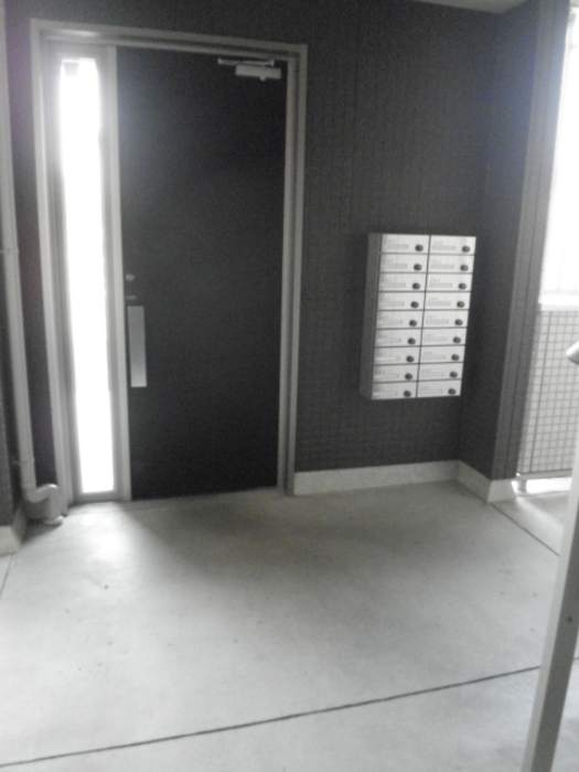 19/21 エントランス