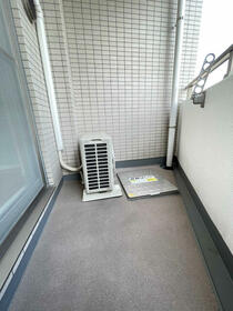 13/16 バルコニー