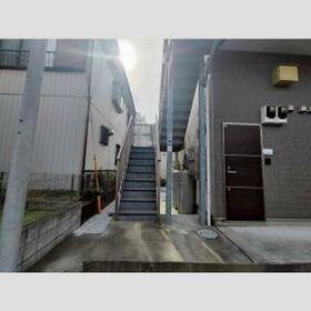 15/15 エントランス