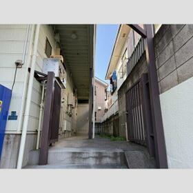 14/14 エントランス