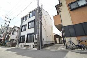 2/2 エントランス