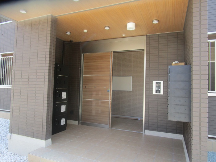 15/18 エントランス