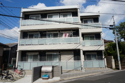 15/15 エントランス