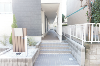 17/27 エントランス