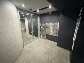 14/14 エントランス