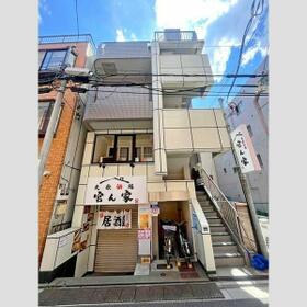 14/14 エントランス