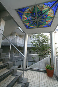 15/15 エントランス