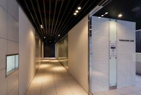 14/14 エントランス