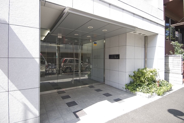 7/10 エントランス