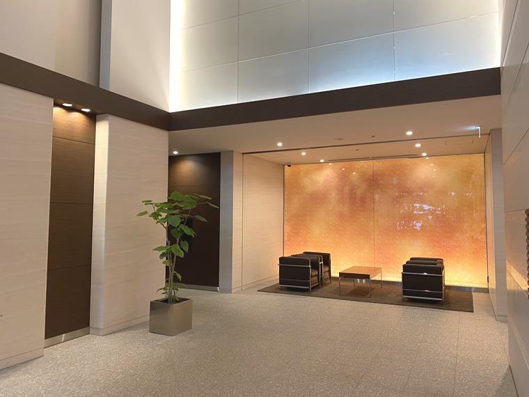 4/4 エントランス