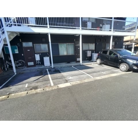 2/2 駐車場