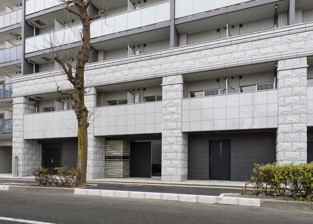 25/30 エントランス