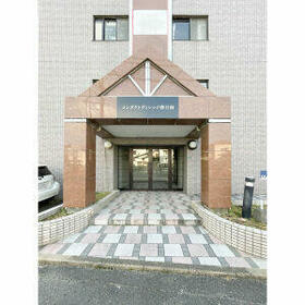 2/3 エントランス