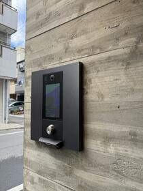 2/2 エントランス