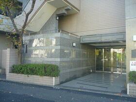 14/15 エントランス