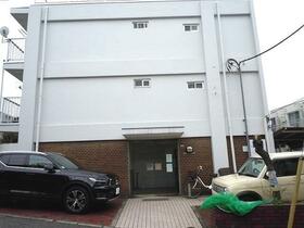 16/16 エントランス