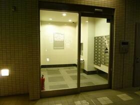 15/16 エントランス