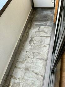 13/16 バルコニー