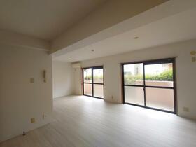 4/16 リビング/ダイニング