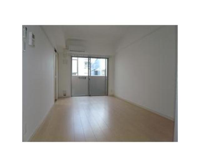 14/30 リビング/ダイニング