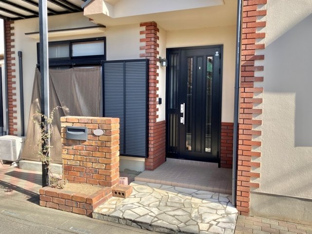 18/19 エントランス