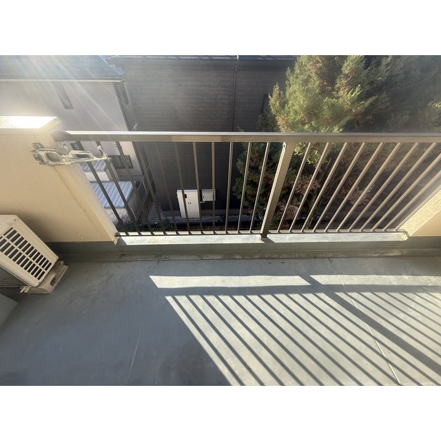 19/25 バルコニー