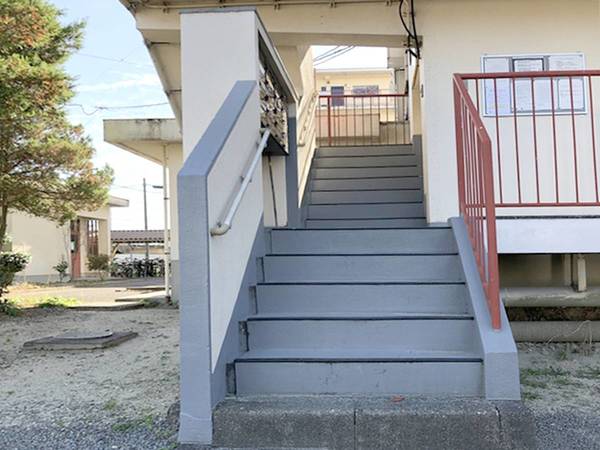 15/17 エントランス