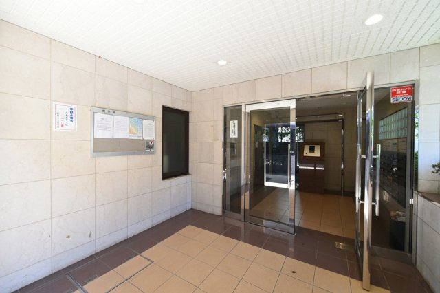 2/10 エントランス