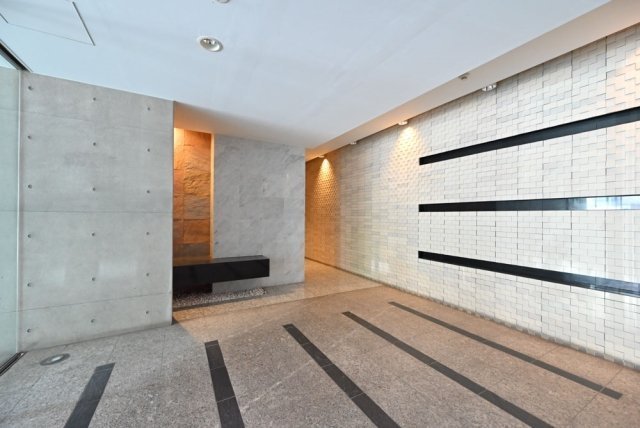 3/4 エントランス