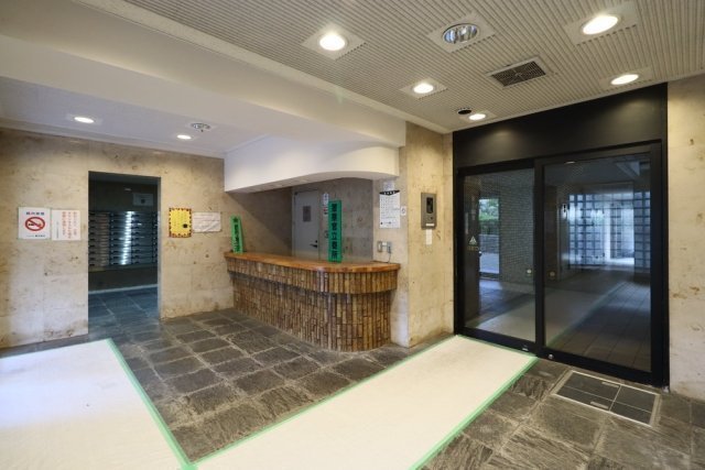 3/6 エントランス