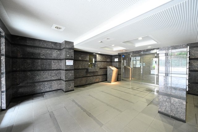 14/22 エントランス