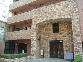 2/2 エントランス