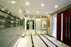 14/16 エントランス