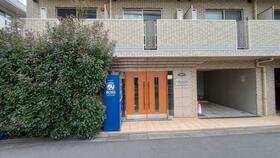 2/3 エントランス