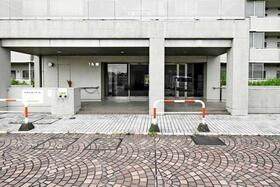 2/3 エントランス