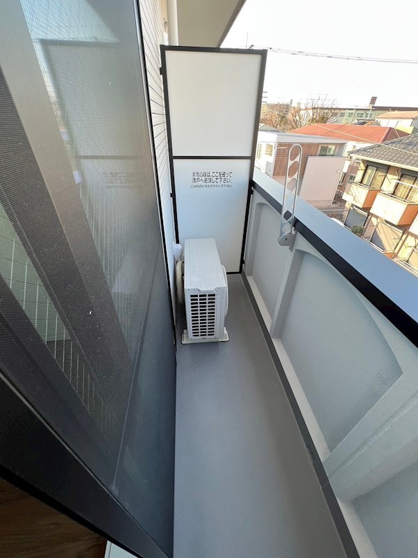 16/22 バルコニー