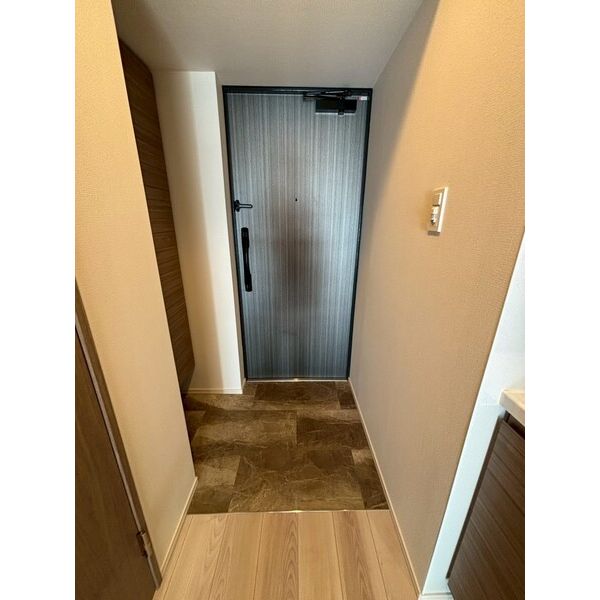 6/22 玄関