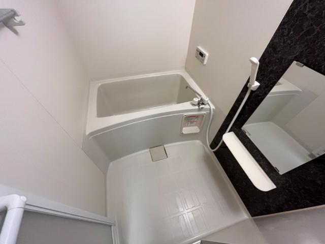 15/26 浴室