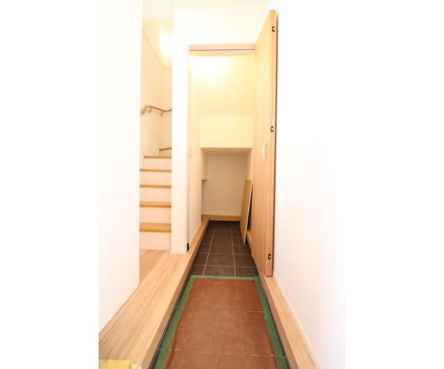 14/29 玄関