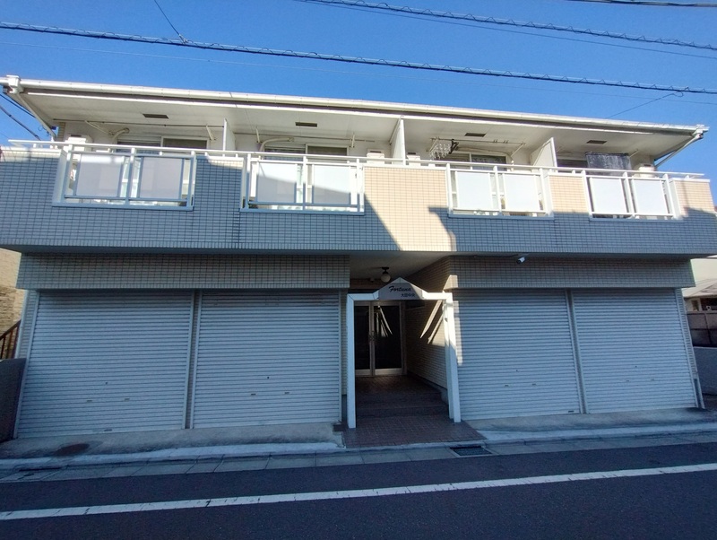 2/2 エントランス