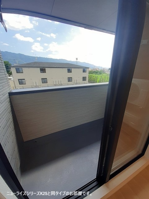 13/20 バルコニー