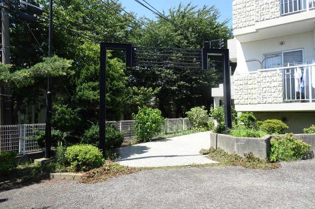 19/21 エントランス