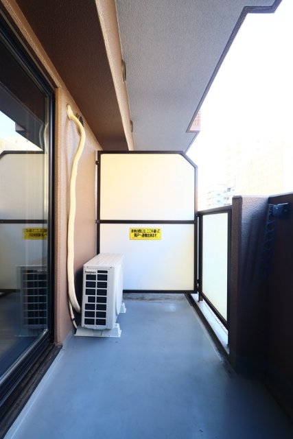 18/27 バルコニー