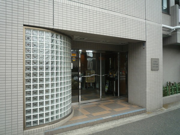 3/4 エントランス