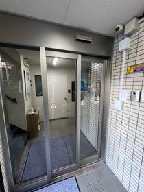 13/16 エントランス