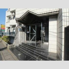 15/16 エントランス