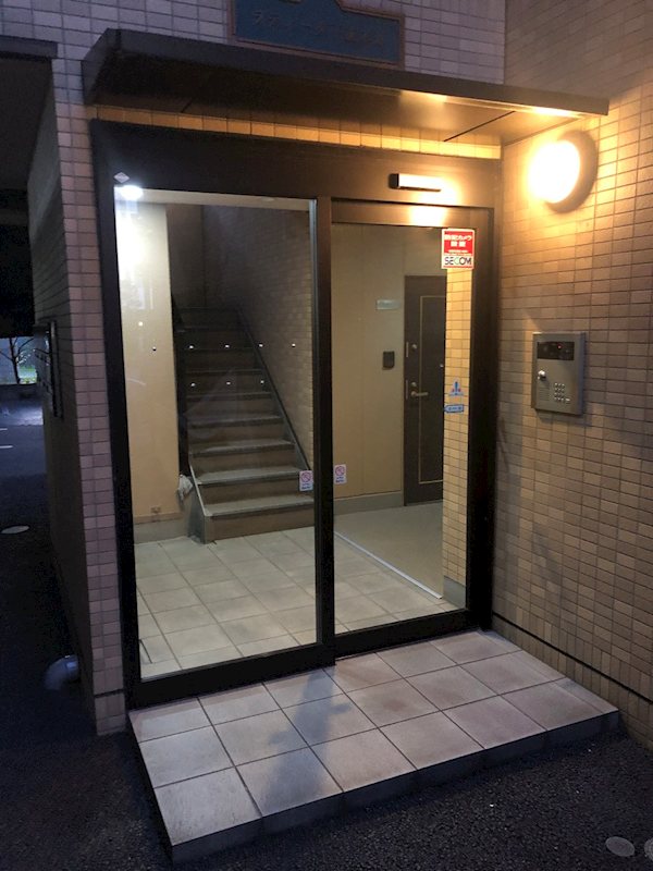 21/21 エントランス