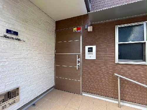 3/3 エントランス