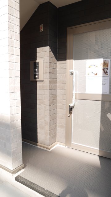 29/29 エントランス