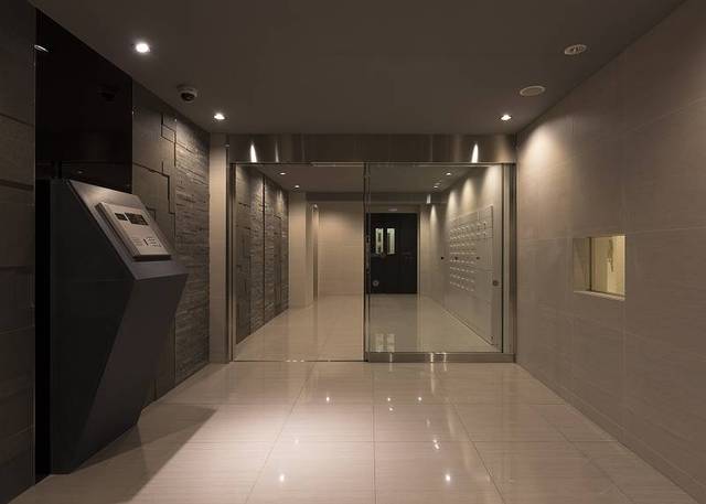 17/23 エントランス